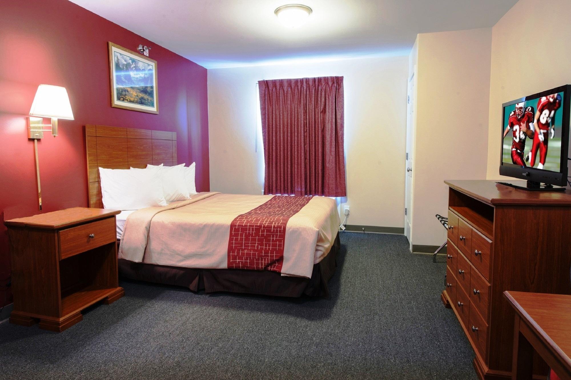 Red Roof Inn & Suites Дикинсън Екстериор снимка