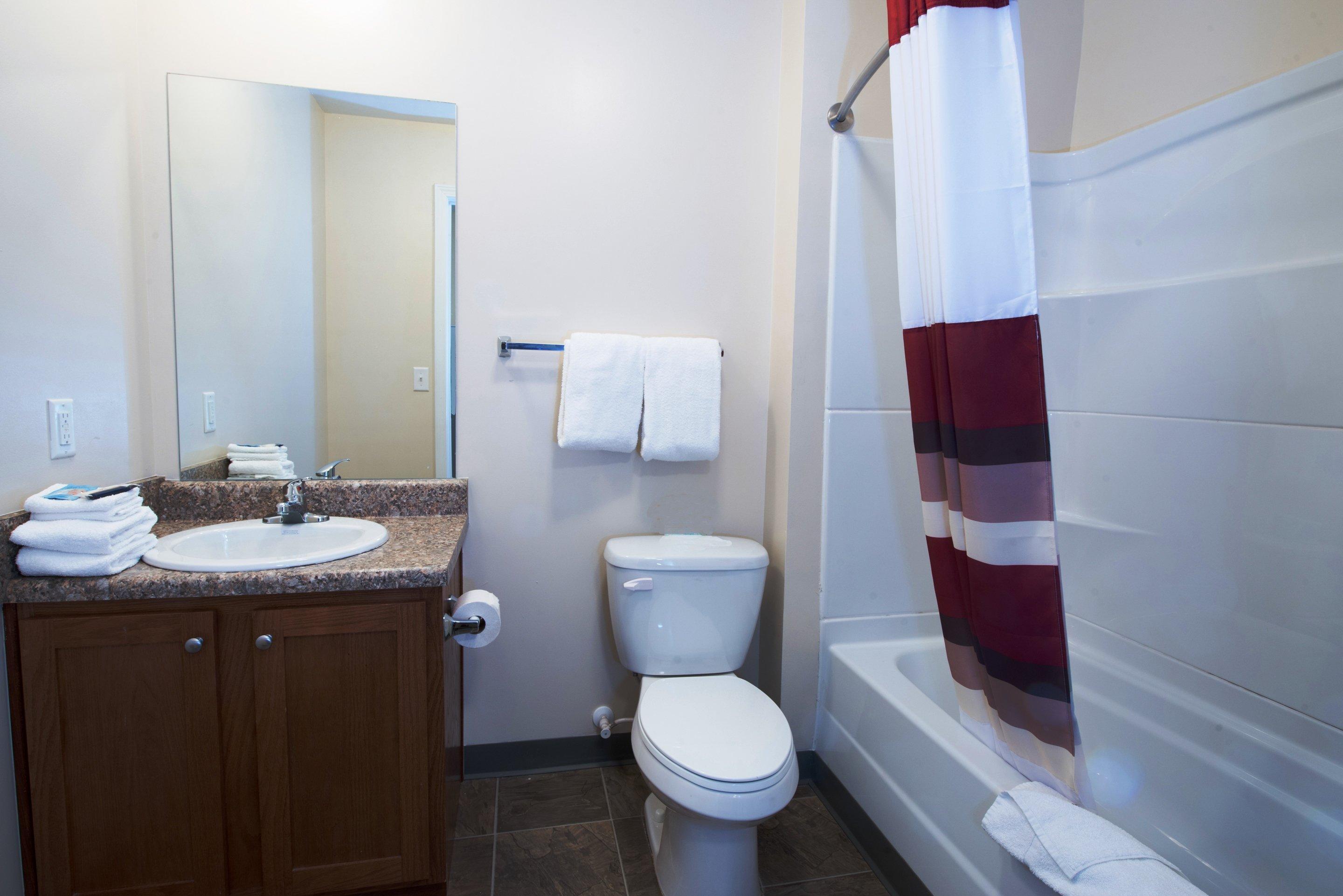 Red Roof Inn & Suites Дикинсън Екстериор снимка
