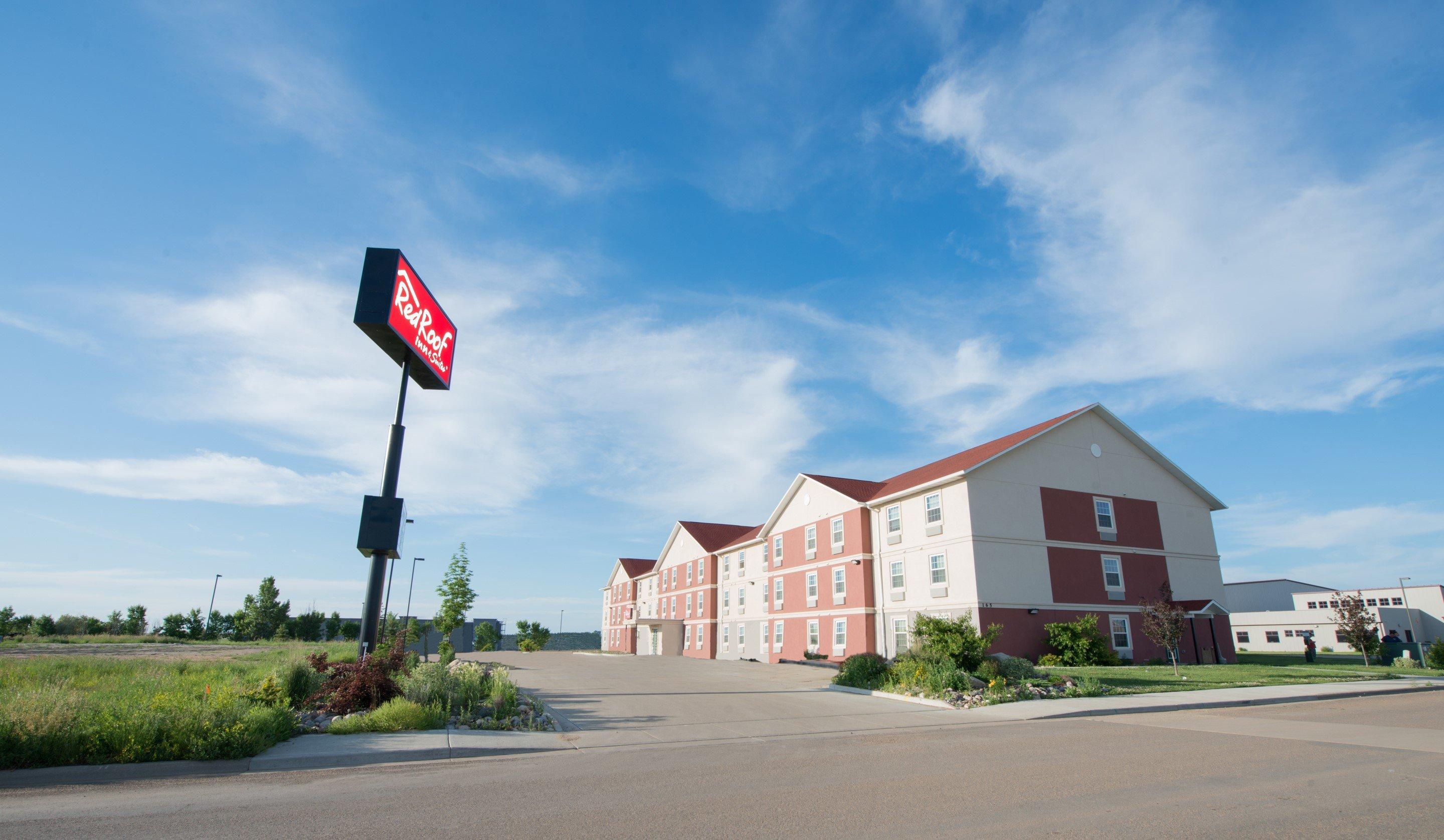 Red Roof Inn & Suites Дикинсън Екстериор снимка