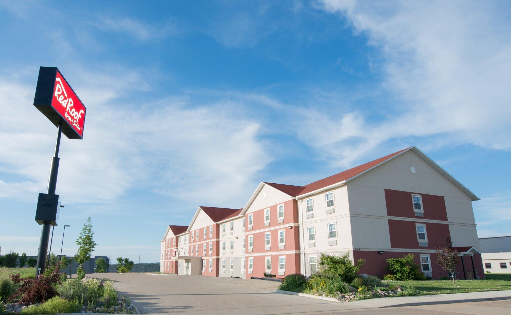 Red Roof Inn & Suites Дикинсън Екстериор снимка